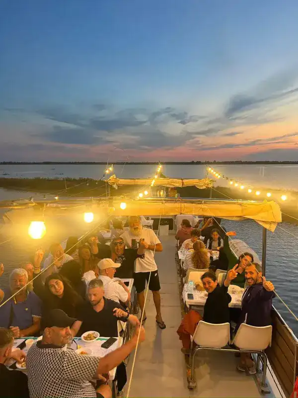 Speciale Notte Rosa - cena e spettacolo pirotecnico a bordo nella motonave Dalì